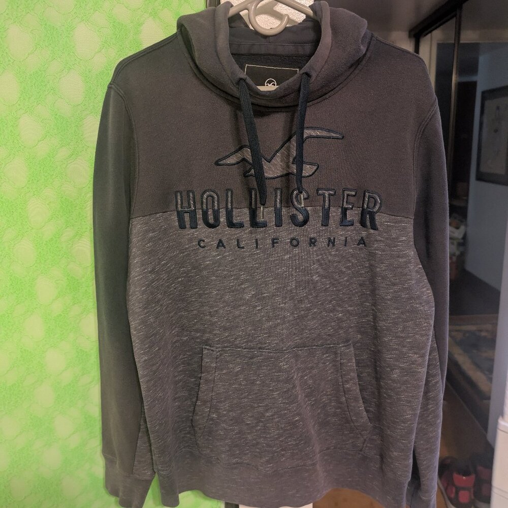 Hollister Hoodie